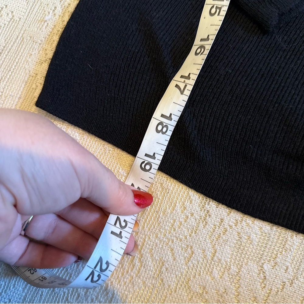 NWT White Fox Take the Reigns long sleeve off the shoulder top - Picture 6 of 8